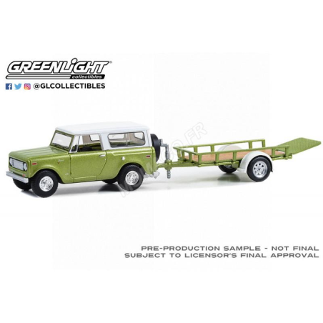 HARVESTER SCOUT 1970 WITH GREEN FLAT TRAILER (OUT OF STOCK) Die cast 